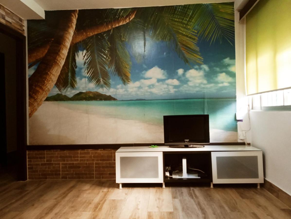 Precioso Apartamento 3 Habitaciones. Con Patio. Camas Eksteriør bilde
