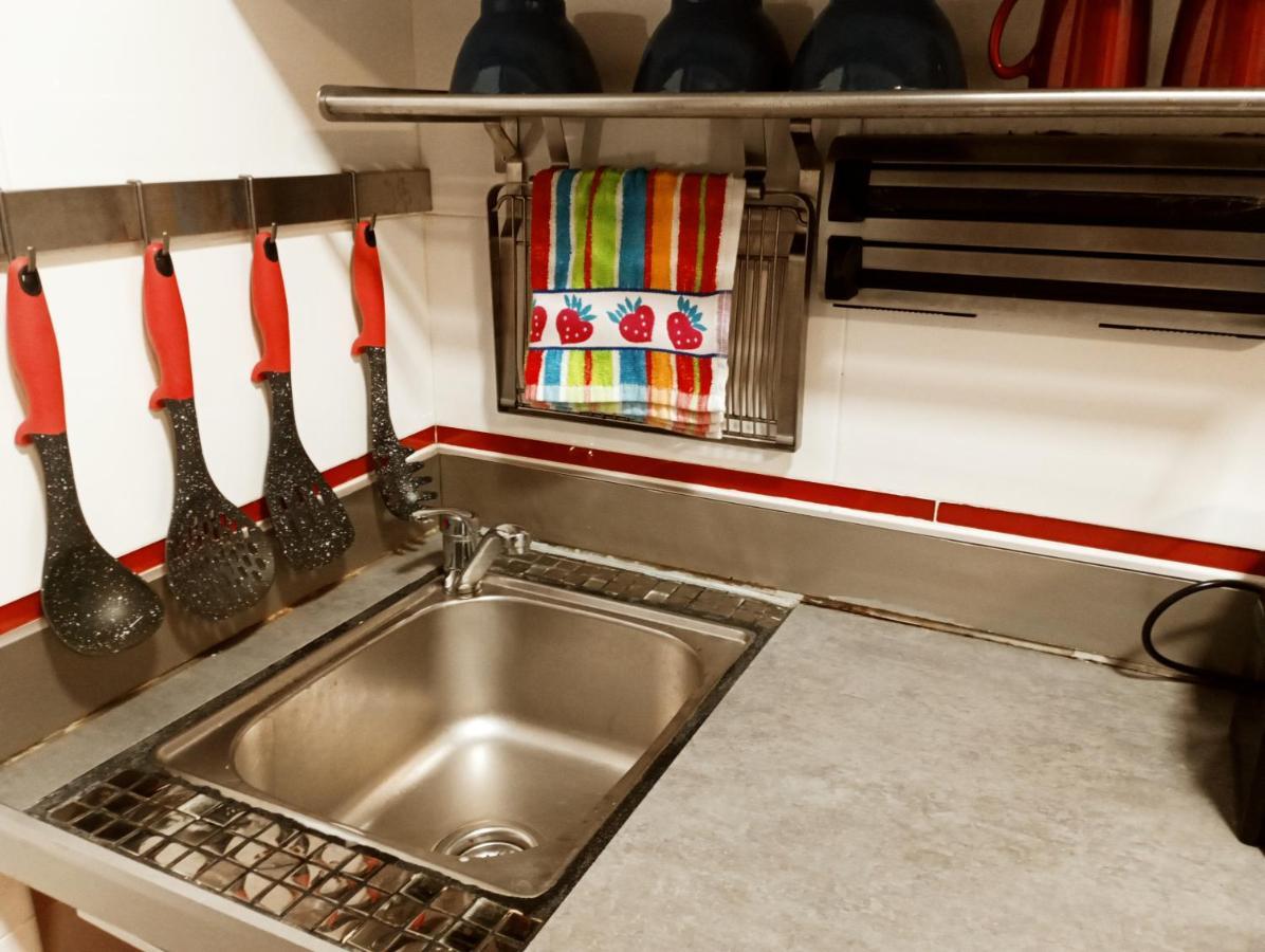 Precioso Apartamento 3 Habitaciones. Con Patio. Camas Eksteriør bilde